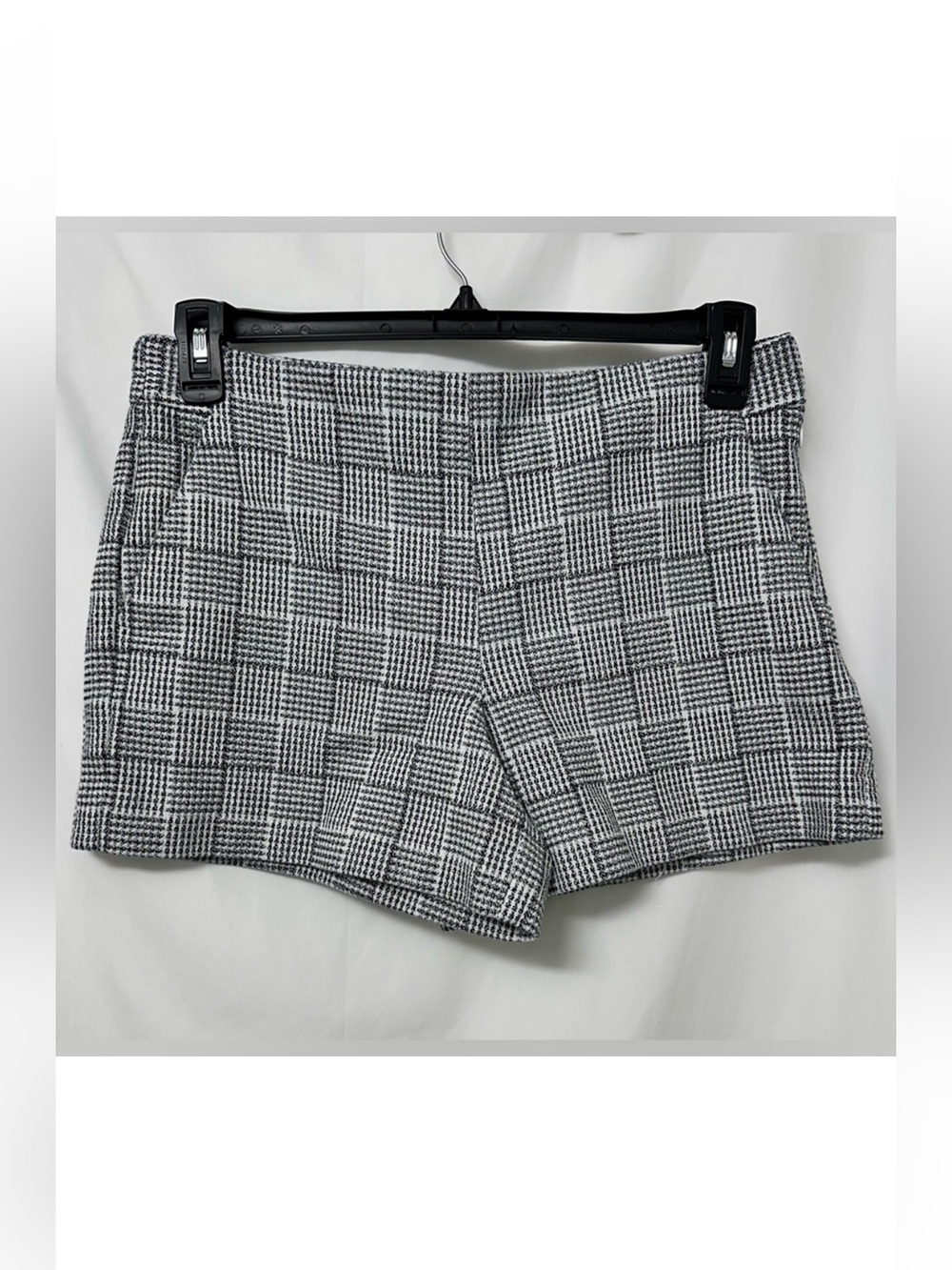 LOFT Black and White Checkered Shorts Size 8
